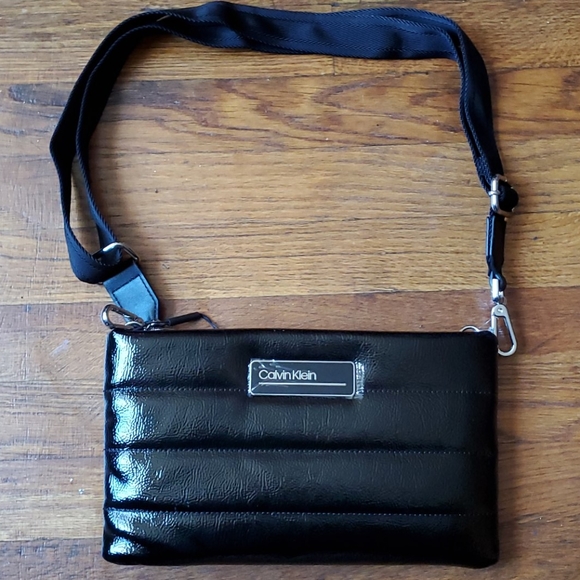 Calvin Klein Quilted Patent Crossbody - Picture 4 of 9